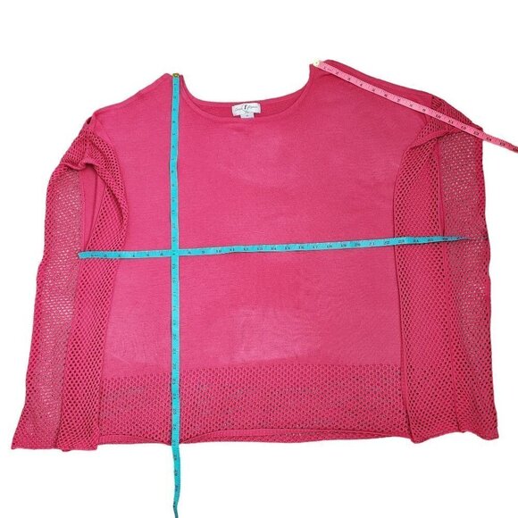 Pink Knit Women's Top with shoulder cutouts - Picture 7 of 9
